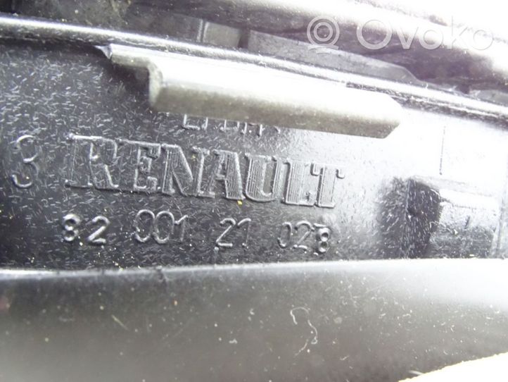 Renault Megane II Uszczelka tylnej szyby klapy bagażnika 8200121028