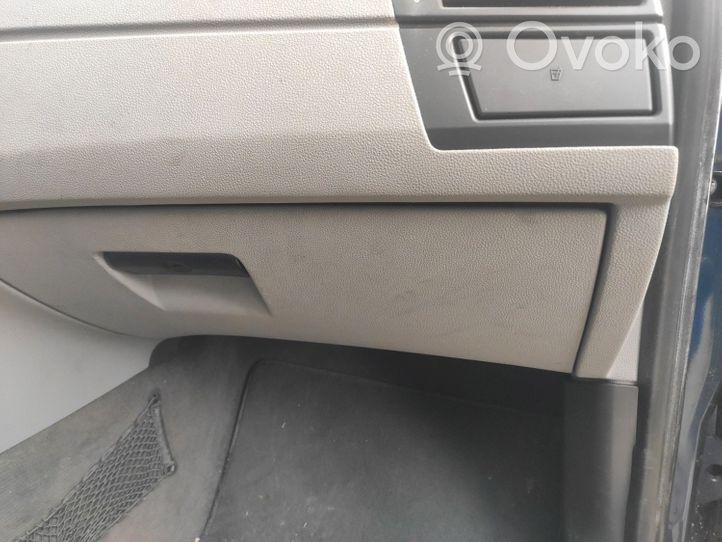 BMW X3 E83 Подстилочка выдвижного ящика / полочки 