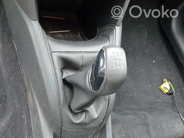 Peugeot 208 Commutateur / bouton de changement de vitesse 