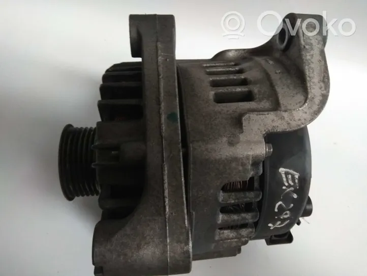 BMW 1 E81 E87 Generatore/alternatore 