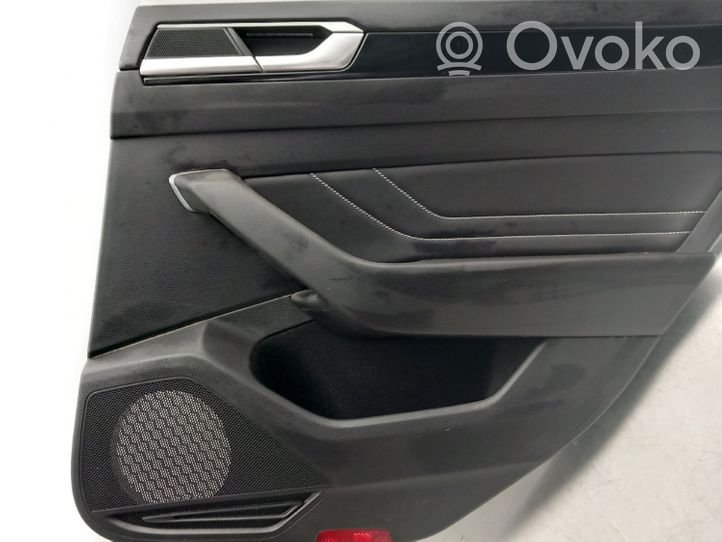 Volkswagen Arteon Takaoven verhoilu 