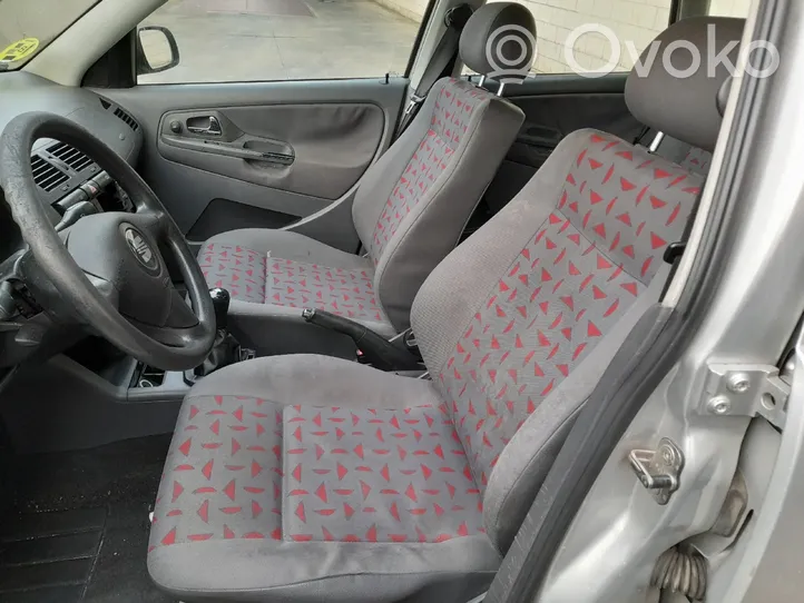 Seat Cordoba (6K) Set di rivestimento sedili e portiere 