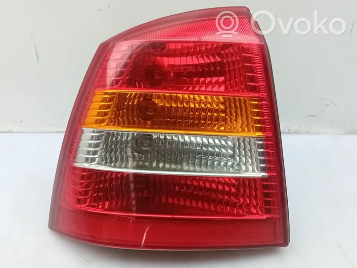 Opel Astra G Luci posteriori del portellone del bagagliaio 