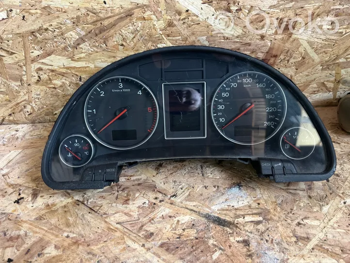 Audi A4 S4 B6 8E 8H Compteur de vitesse tableau de bord 8E0920900G