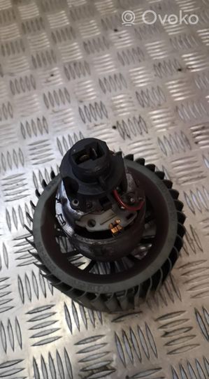 Audi A6 S6 C4 4A Ventola riscaldamento/ventilatore abitacolo 