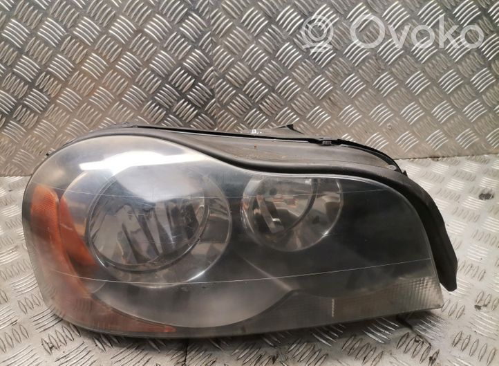 Volvo XC90 Lampa przednia 