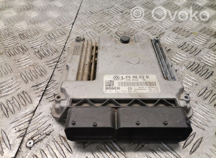 Volkswagen Touareg I Sterownik / Moduł ECU 