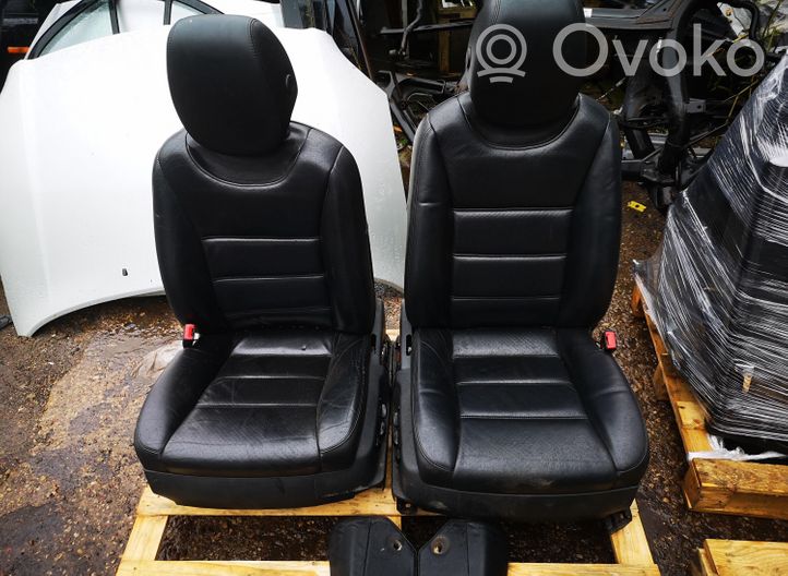 Porsche Cayenne (9PA) Set interni 