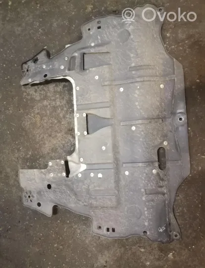 Volvo S80 Engine splash shield/under tray 