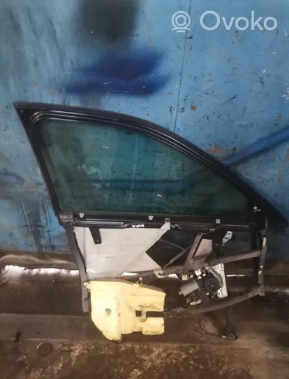 Audi A4 S4 B5 8D Front door window/glass frame 