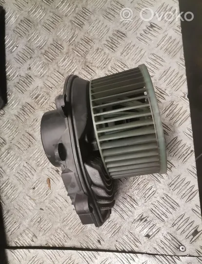 Audi A4 S4 B5 8D Mazā radiatora ventilators 