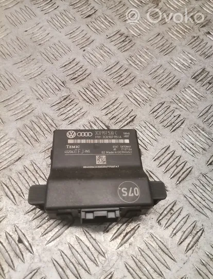 Volkswagen PASSAT B6 Gateway control module 