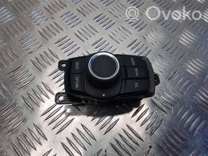 BMW 1 F20 F21 Controllo multimediale autoradio A2120000396650