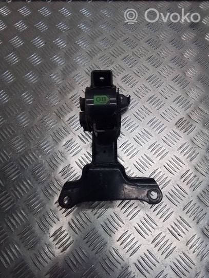 Toyota iQ Engine mount bracket 