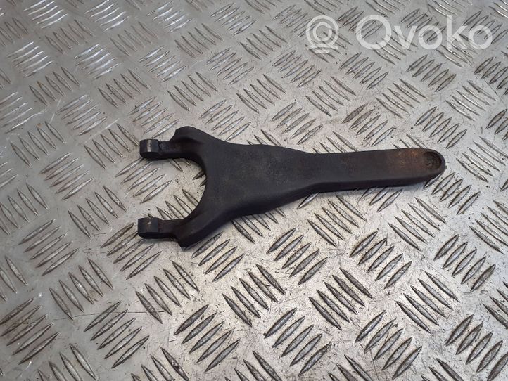 Toyota Avensis T270 Forcella del braccio di rilascio della frizione 402010