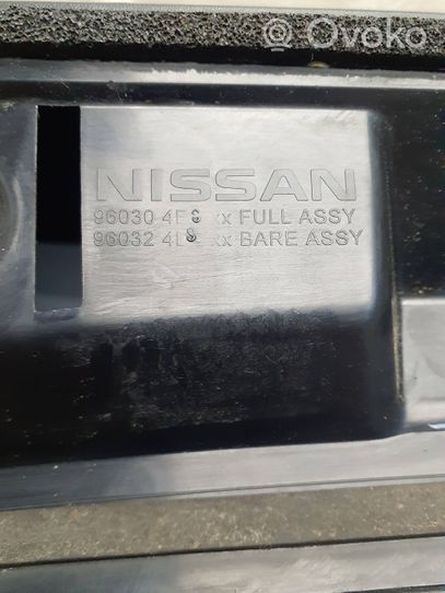 Nissan Qashqai Spoileris galinio dangčio 960324LS