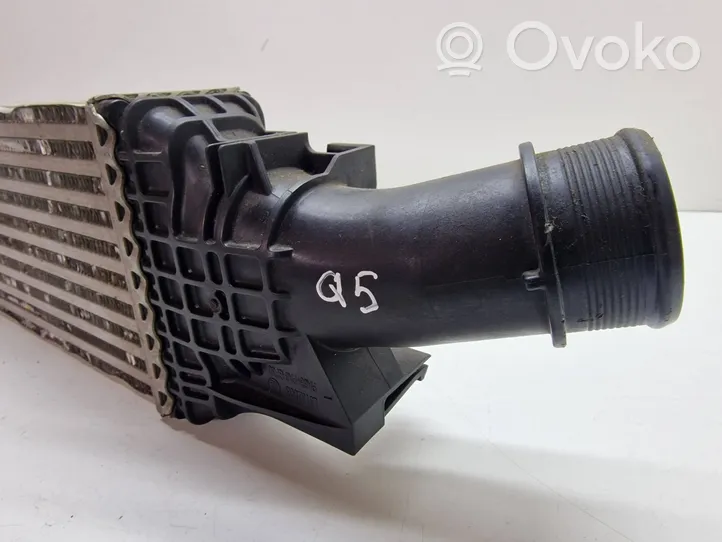 Audi Q5 SQ5 Chłodnica powietrza doładowującego / Intercooler 8k0145805g