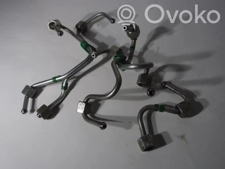 Suzuki Jimny Fuel injector supply line/pipe, 14.54 € RRR