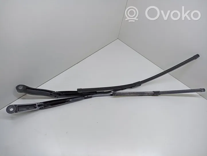 Audi Q7 4M Front wiper blade arm 4M2955408