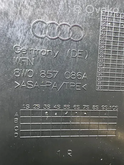 Audi A4 S4 B9 Boczny element deski rozdzielczej 8W0857086A