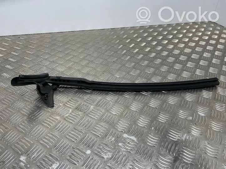 Audi A5 8T 8F Joint en caoutchouc de porte avant 8F0839480E