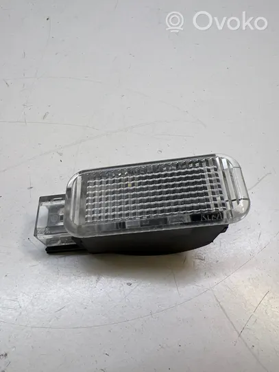 Audi A6 C7 Altre luci abitacolo 4B0947415A