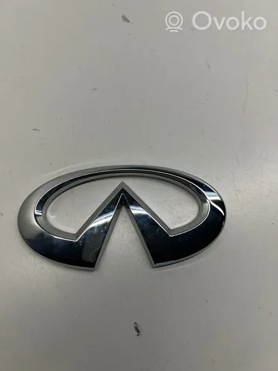 Infiniti Q50 Emblemat / Znaczek 