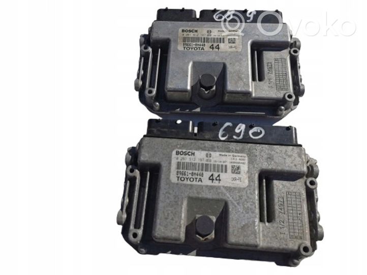 Toyota Aygo AB10 Komputer / Sterownik ECU i komplet kluczy 89661-0H440--