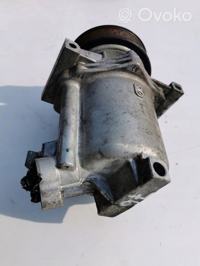 Nissan Juke I F15 Ilmastointilaitteen kompressorin pumppu (A/C) 926003ZL1A