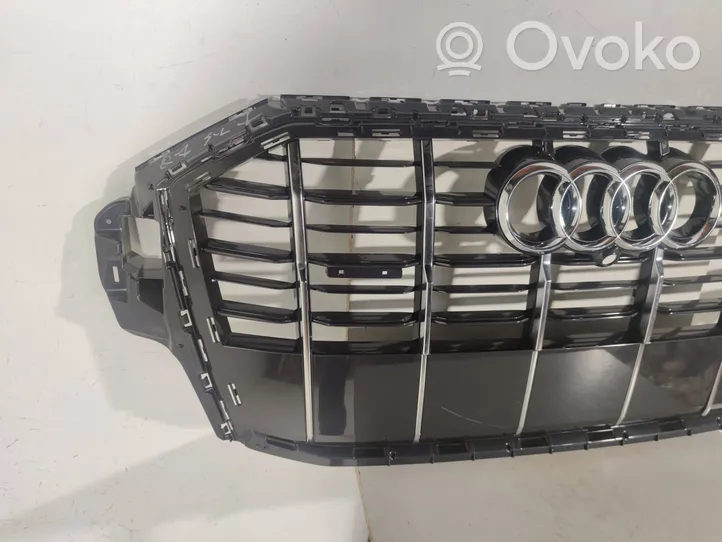 Audi Q7 4M Etusäleikkö 4M0853651AF