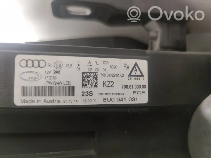 Audi Q3 8U Priekinis žibintas 8U0941031