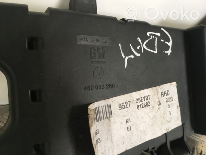 Opel Vectra C Module de fusibles 13181983