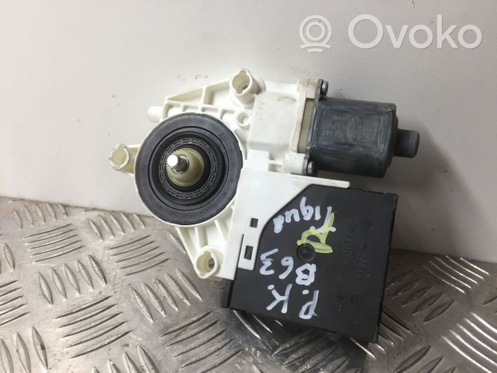 Volkswagen Tiguan Silniczek podnośnika szyby drzwi przednich 5N0959702D