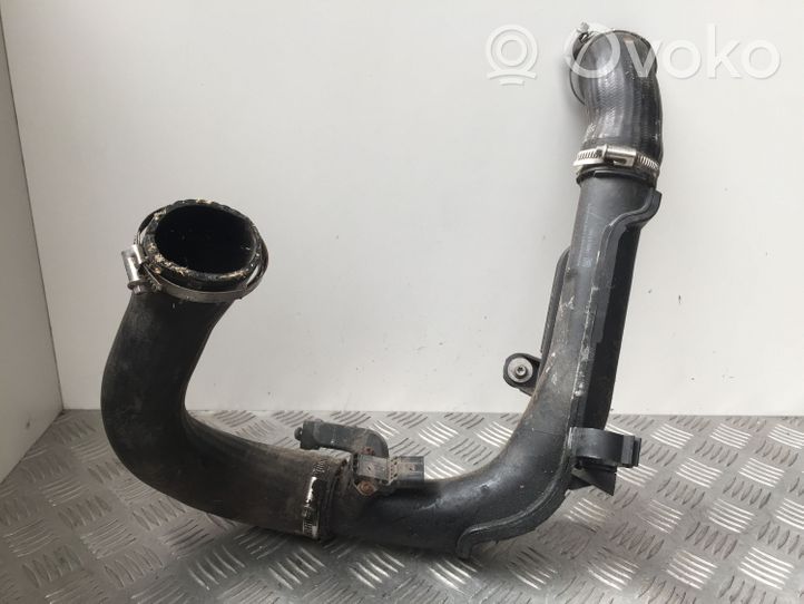 Volkswagen Tiguan Tube d'admission de tuyau de refroidisseur intermédiaire 5N0145834G