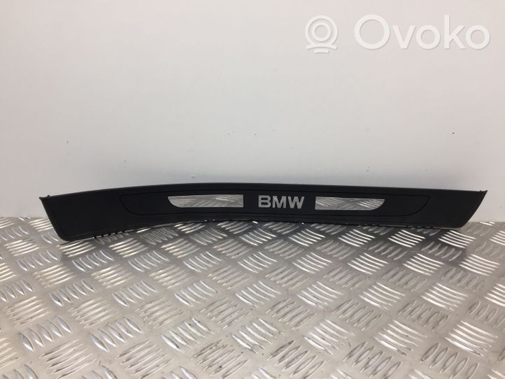 BMW 7 E65 E66 Listwa progowa tylna 8223554
