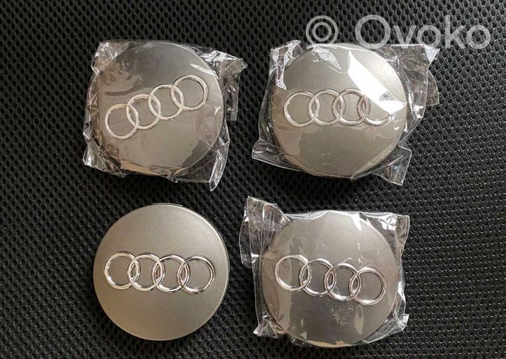 Audi Q7 4L Borchia ruota originale 8D0601170