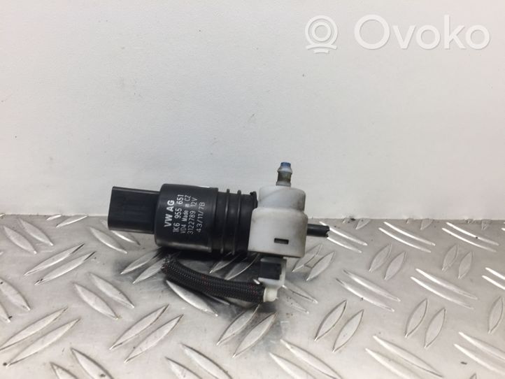 Volkswagen PASSAT B7 Pompe de lave-glace de pare-brise 1K6955651