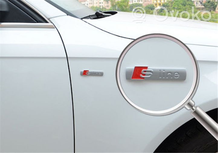 Audi A3 S3 8V Litery / Emblematy na błotnik przedni 8N0853601A