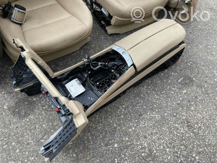 BMW 7 F01 F02 F03 F04 Sėdynių komplektas 