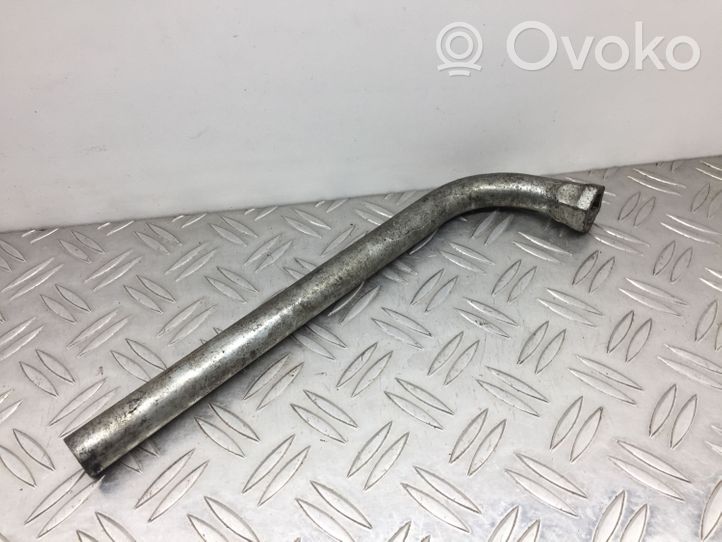 Volkswagen Golf VI Chiave per dadi della ruota 4D0012219A