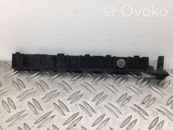 BMW 1 E81 E87 Supporto di montaggio del parafango 7118159