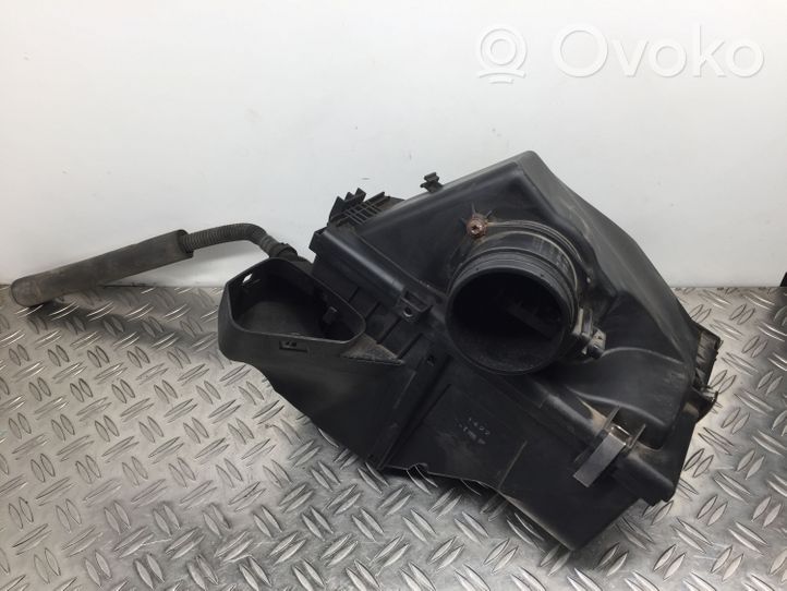 BMW 3 E90 E91 Boîtier de filtre à air 8512599