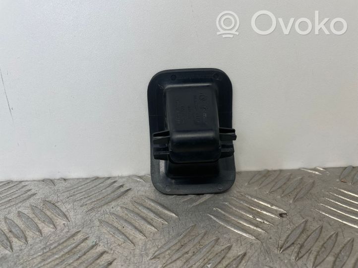 Audi A4 S4 B8 8K Pulsante di copertura ISOFIX 8T0887233A