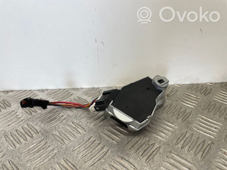 Mercedes-Benz E W211 Blocchetto del volante A2034621130