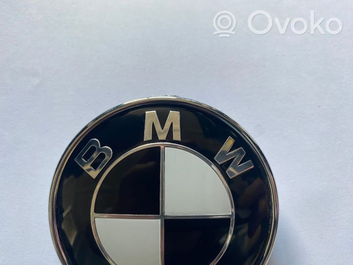 BMW 3 F30 F35 F31 Logo, emblème de fabricant 8132375