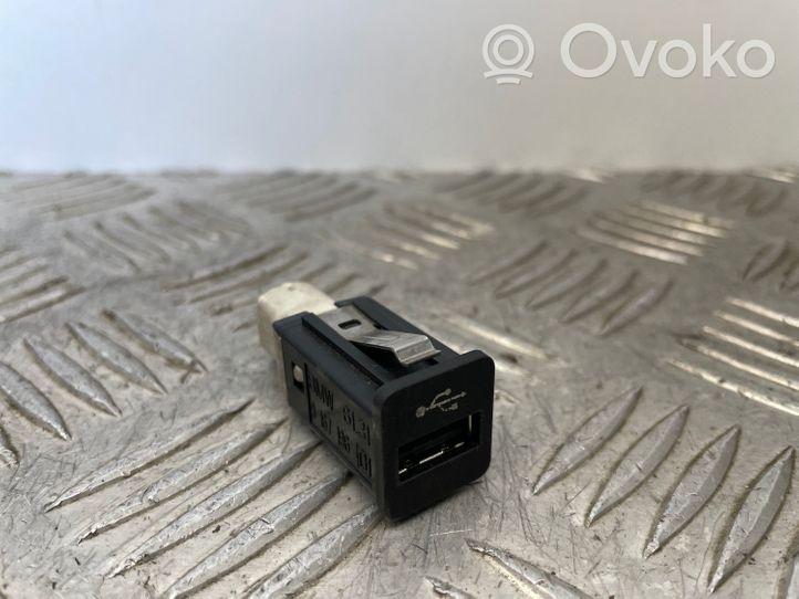 BMW 3 E92 E93 Enchufe conector USB 9167196