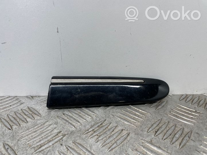 Mercedes-Benz E W211 Rivestimento parafango (modanatura) A2116902882