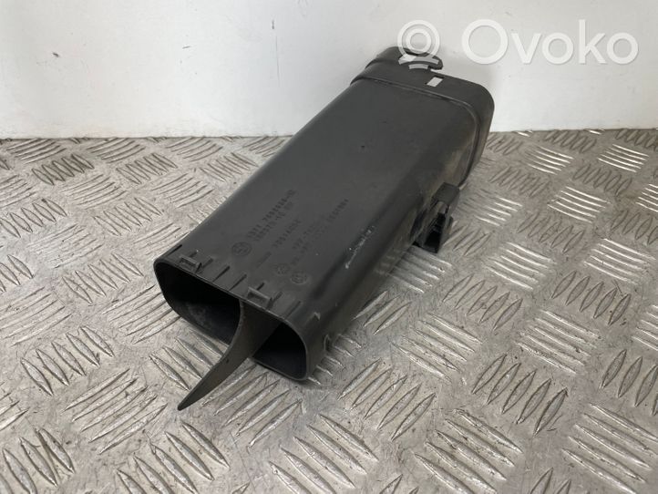 BMW 3 F30 F35 F31 Część rury dolotu powietrza 7602650