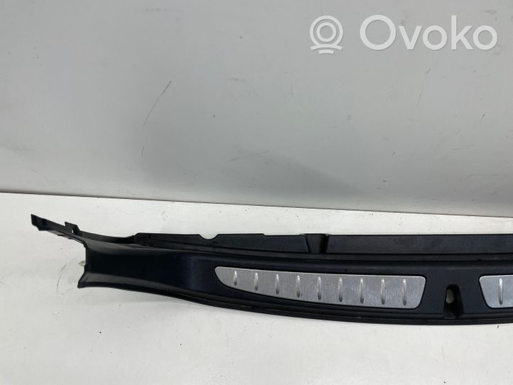 BMW 3 F30 F35 F31 Cache serrure de hayon/coffre arrière 7221875