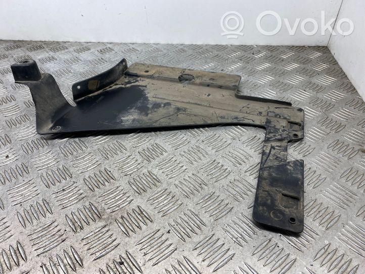 BMW 1 F20 F21 Vidurinė dugno apsauga 7241837